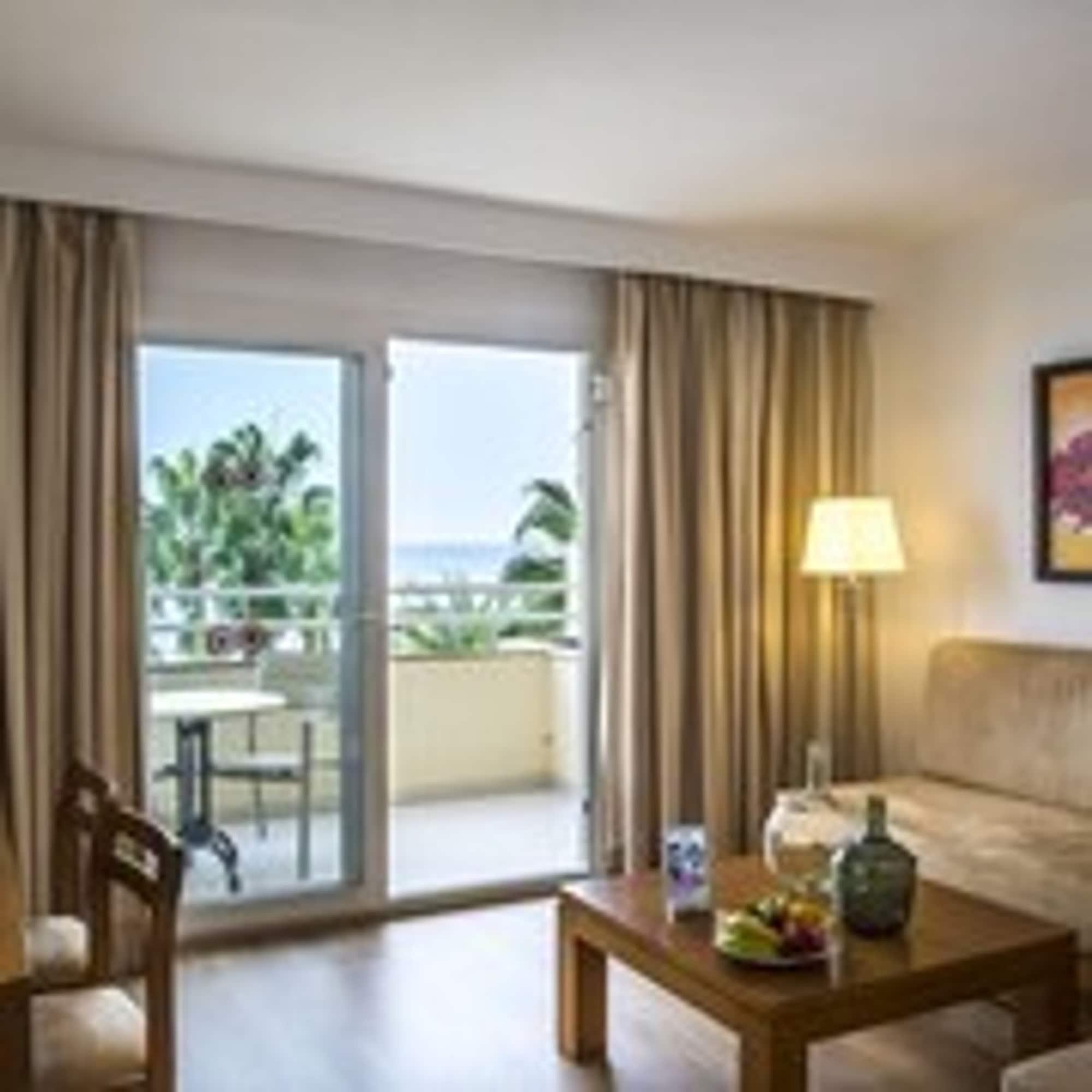 Hotel Cabot Cap De Mar Cala Bona  Exteriér fotografie