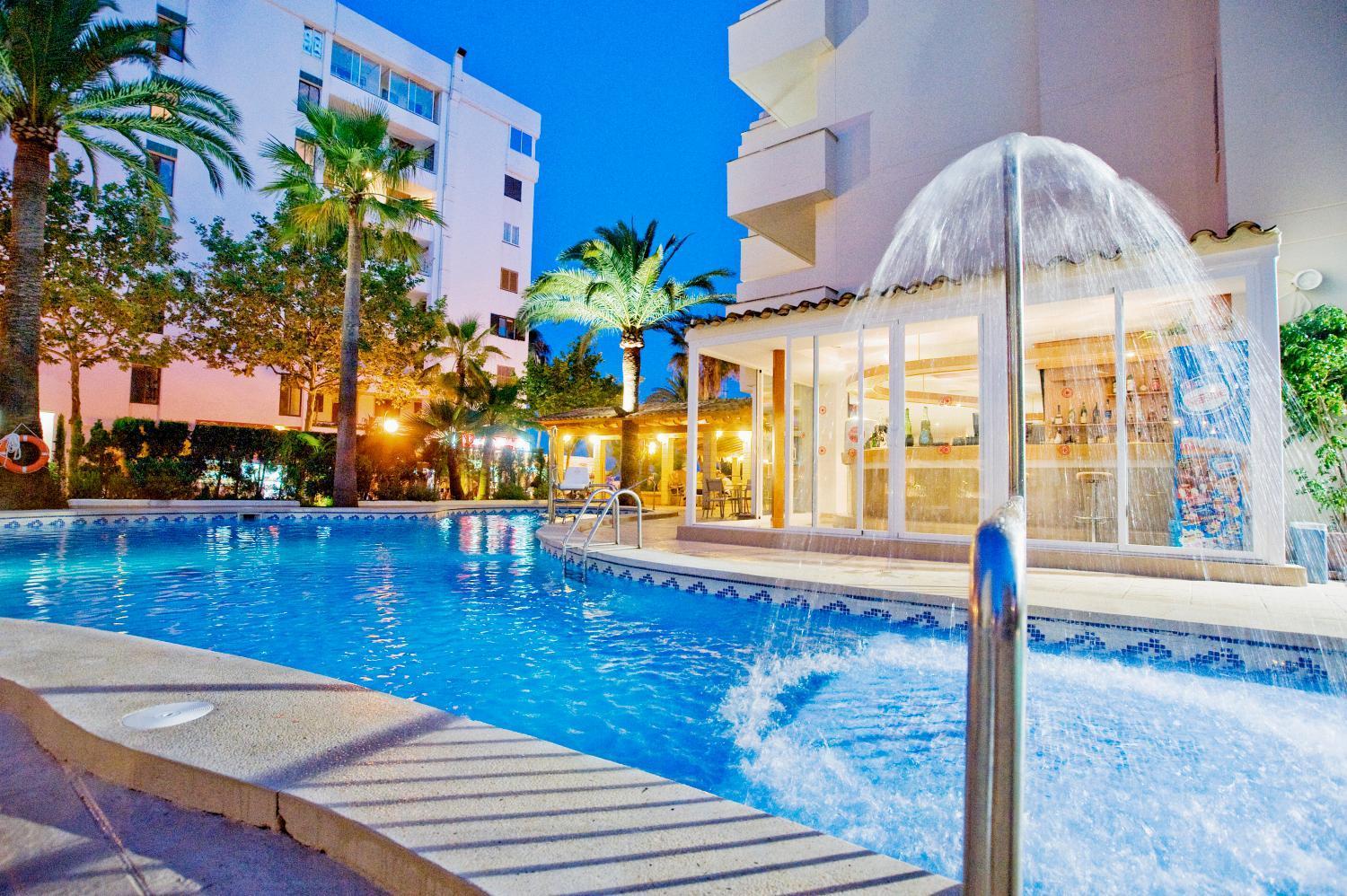 Hotel Cabot Cap De Mar Cala Bona  Exteriér fotografie